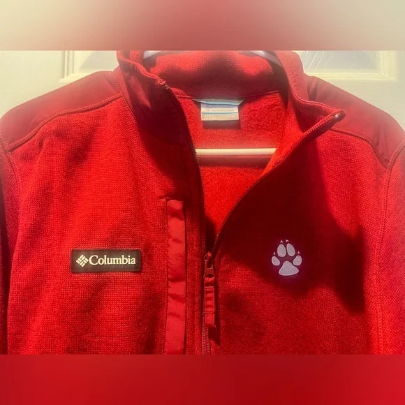 Set of two Great Wolf Lodge Columbia size medium pullovers - Picture 3 of 14